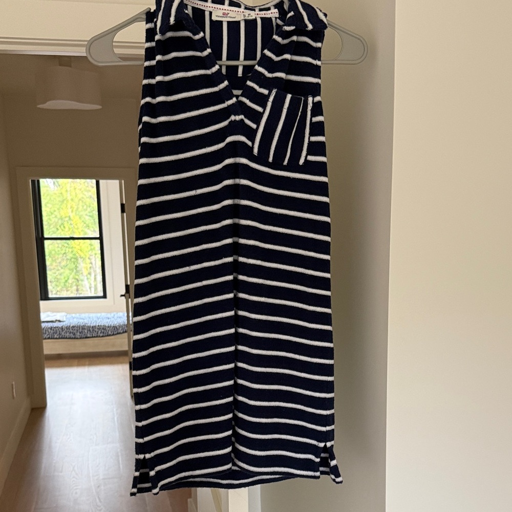 Vineyard vines girls terry cloth dress size medium 10/12 worn twice